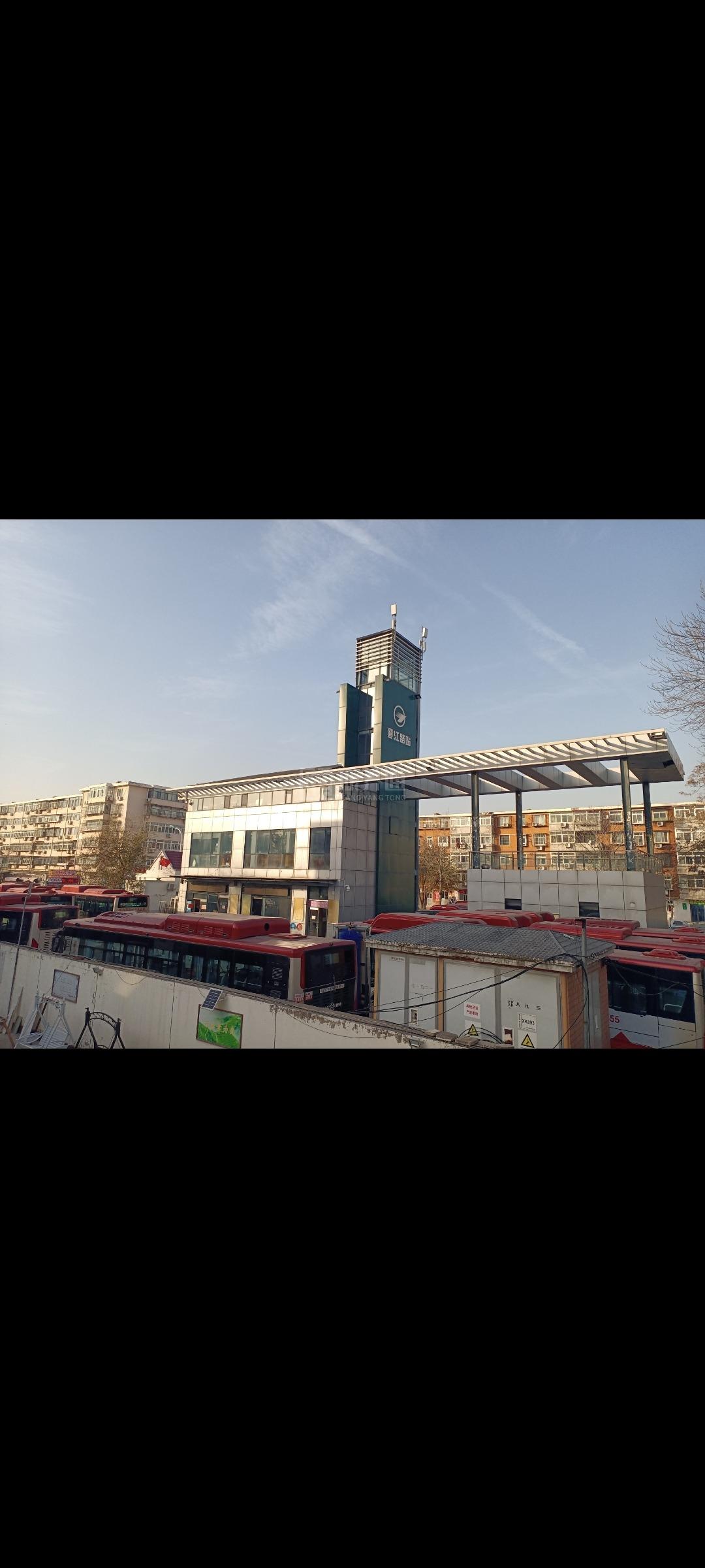 天津市南开区天拖南养老院环境图-餐台