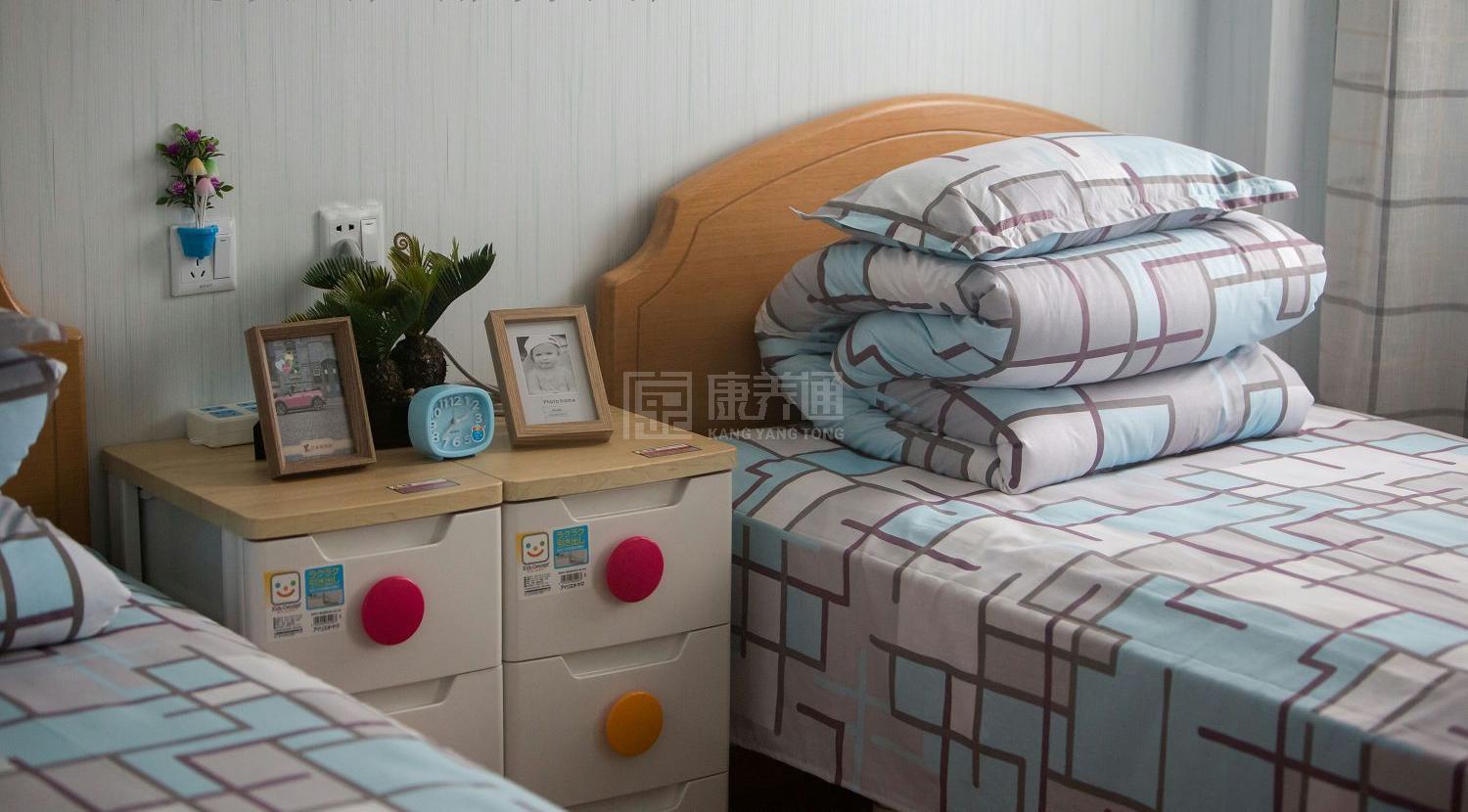 北京家泰养老服务有限公司（昌平区天通苑南街道养老照料中心）环境图-走廊