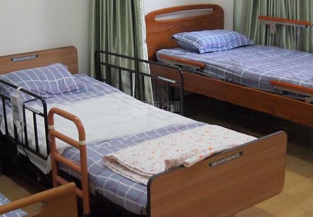 西城南小街社区养老服务驿站环境图-阳台