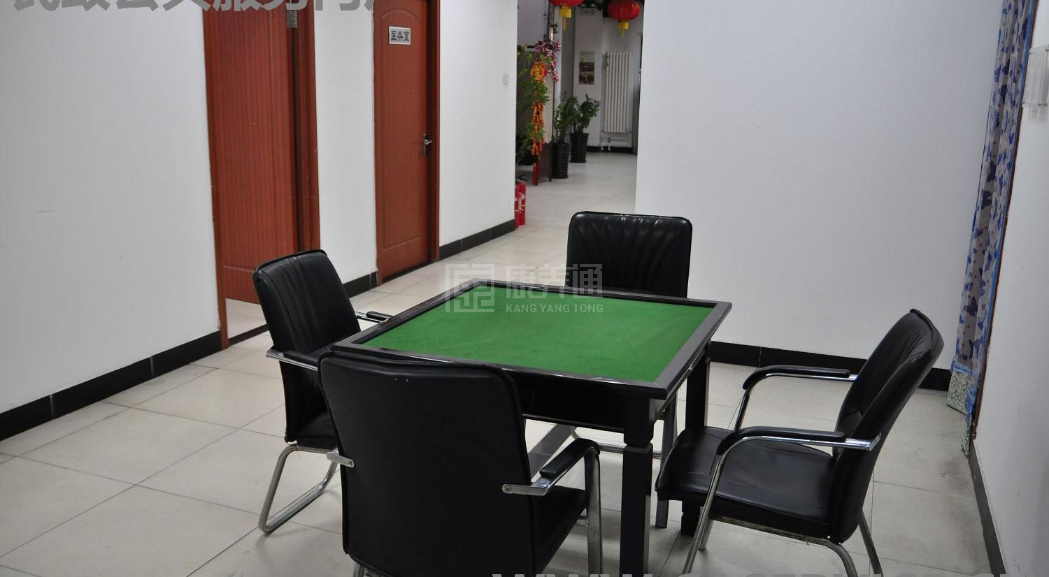 北京市朝阳区三间房地区老年公寓环境图-阳台