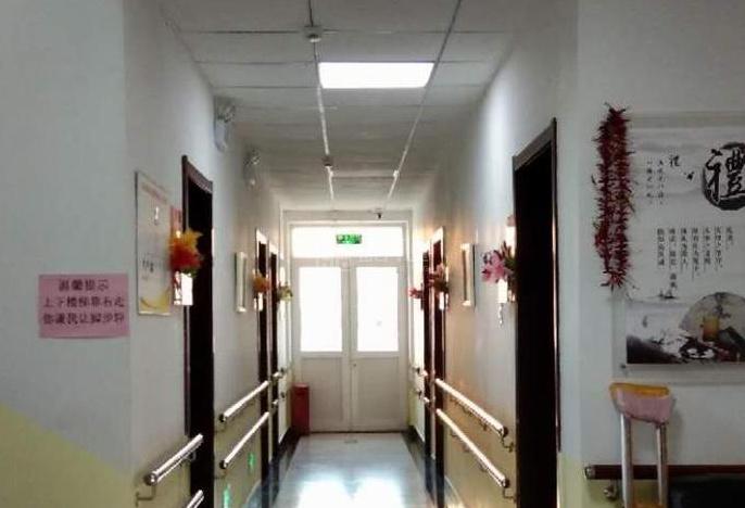 延庆湖南社区养老服务驿站环境图-餐台