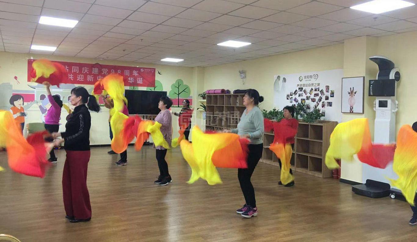 门头沟小园三区社区养老服务驿站环境图-走廊