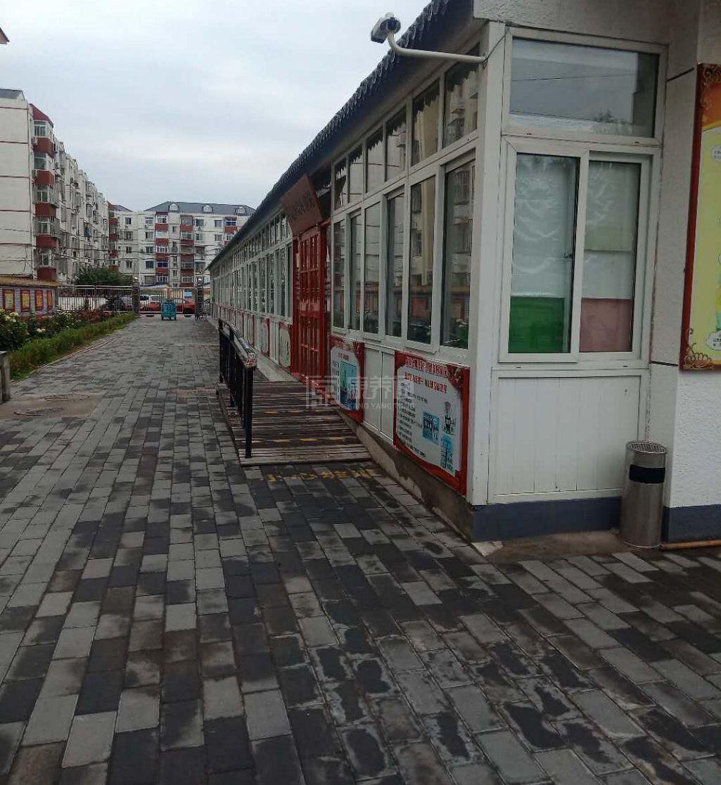 怀柔于家园二区社区养老服务驿站环境图-餐台