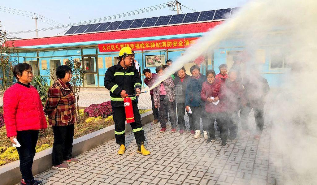 大兴平地村幸福晚年驿站环境图-走廊