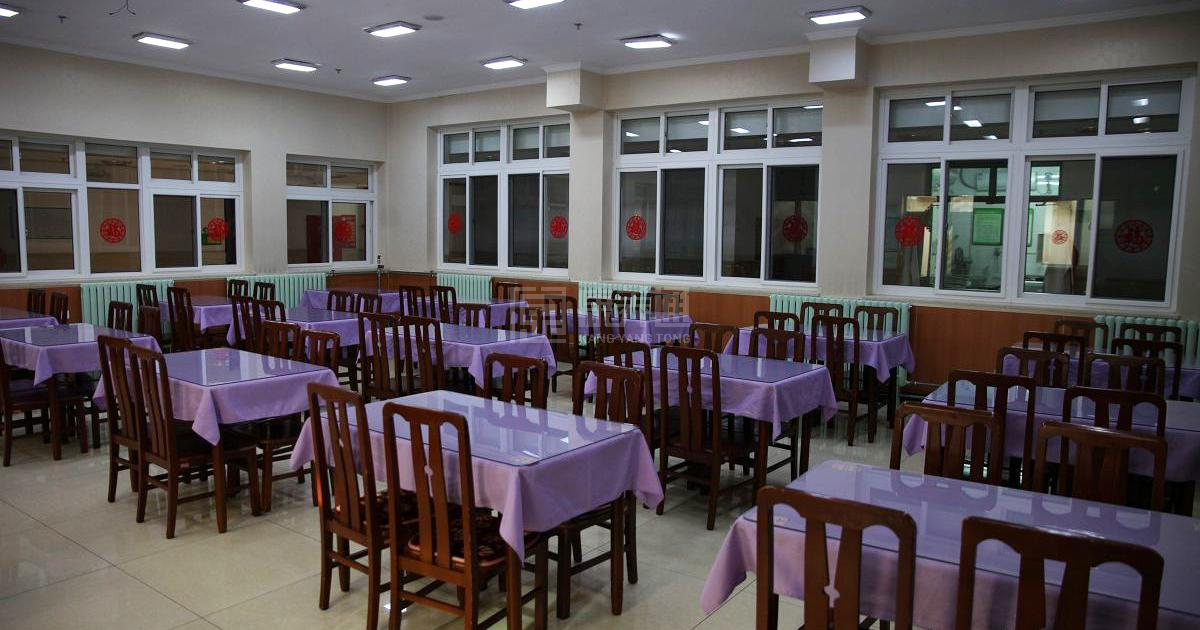 北京市海淀区阳台山老年公寓环境图-阳台