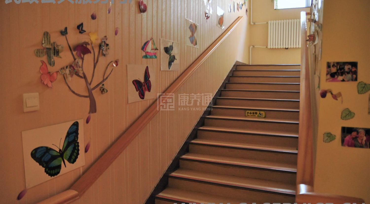 北京市朝阳区劲松老年家园环境图-走廊