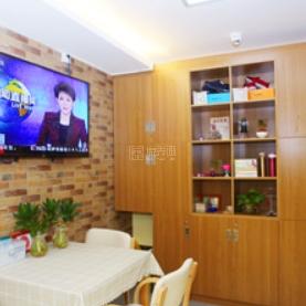 北京海淀区普亲清河老年养护中心环境图-客厅