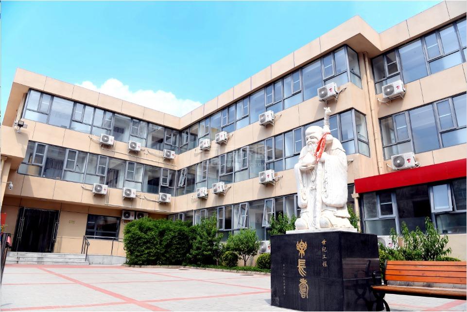 天津市南开区美坪园养护院环境图-走廊