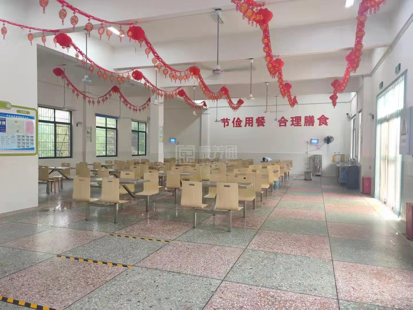 长沙县青山铺镇敬老院服务项目图1健康安全、营养均衡、味美可口