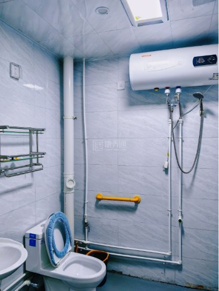 康盛养老公寓环境图-洗浴间