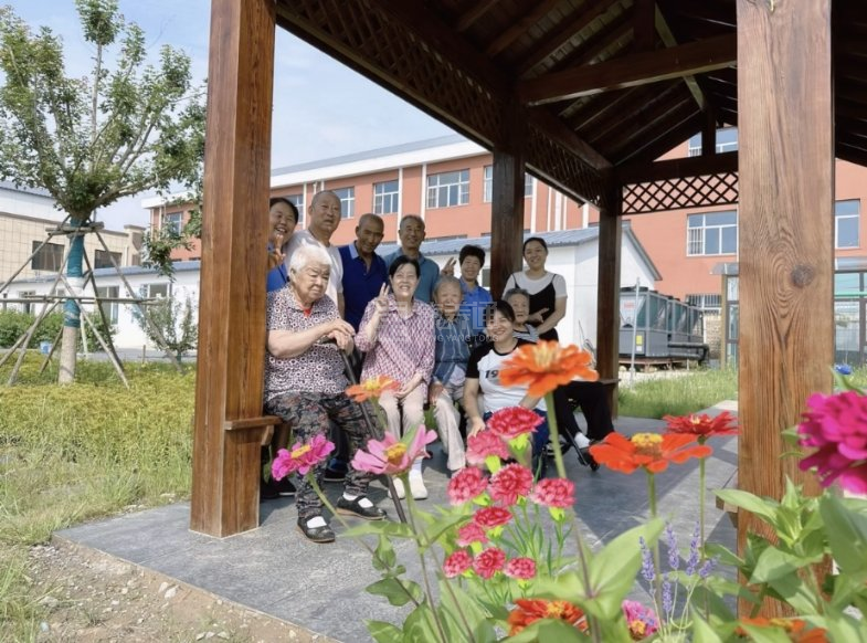 康盛养老公寓服务项目图6温馨服务