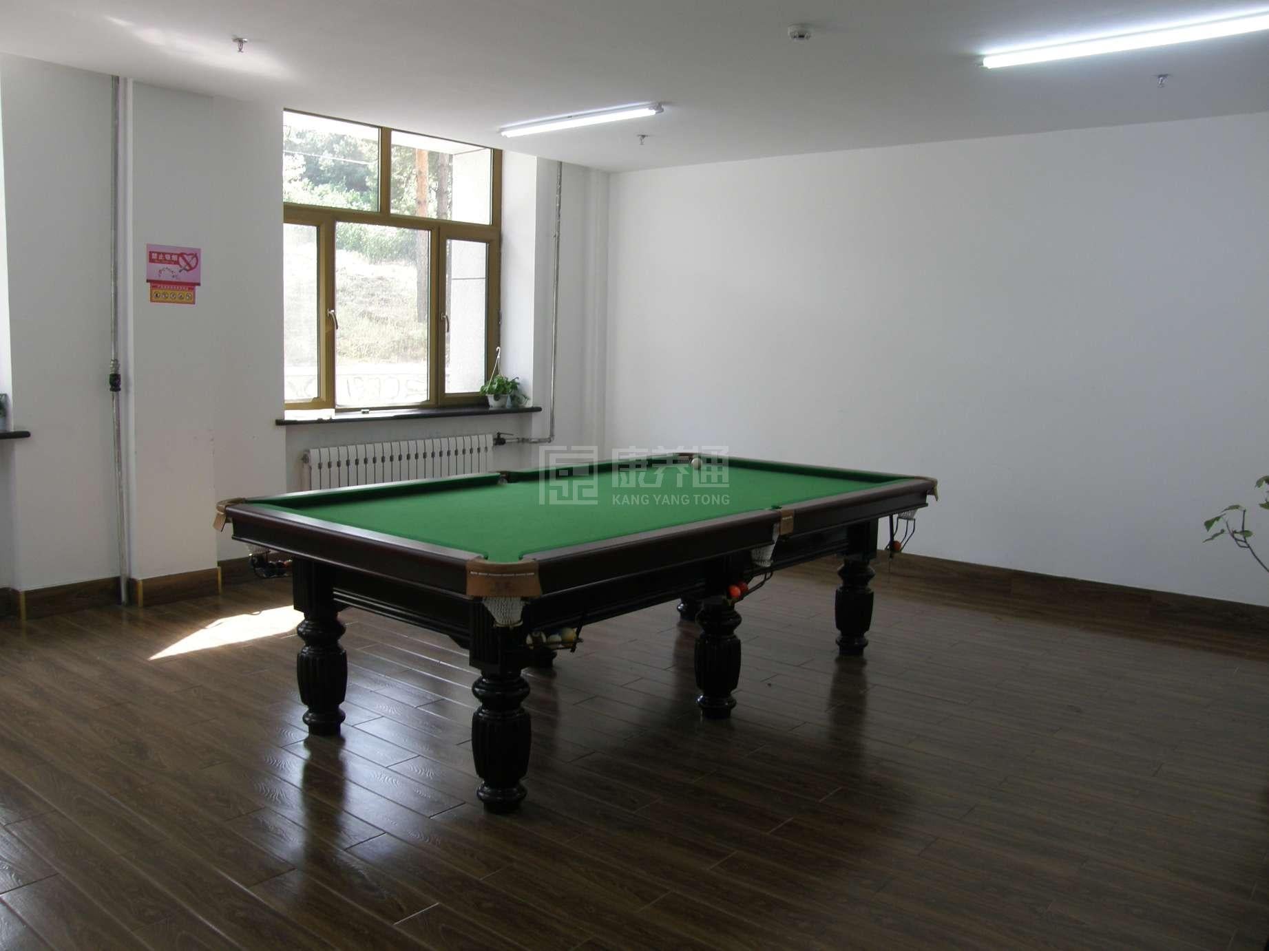 七台河市社会福利院环境图-餐台