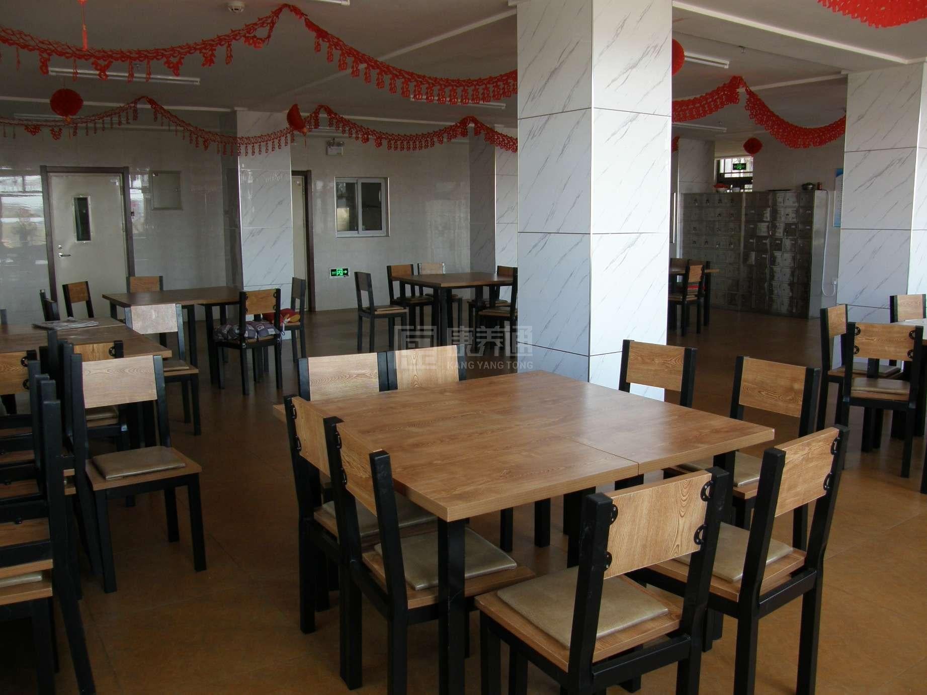 七台河市社会福利院环境图-阳台