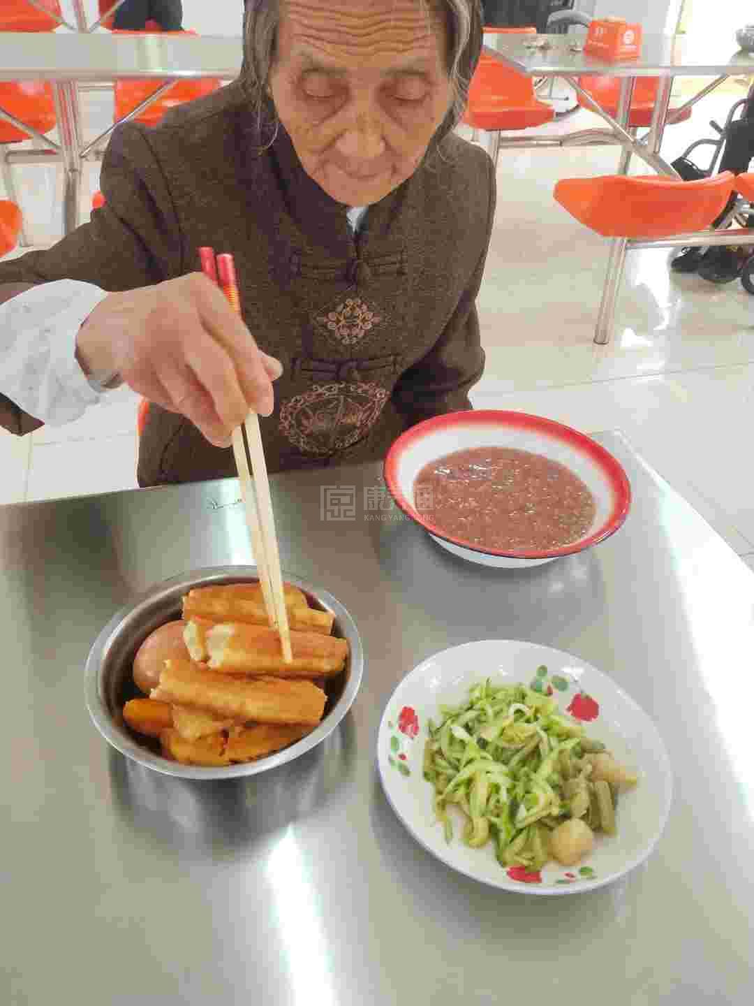 霍邱县彭塔镇汪店养老中心服务项目图3惬意的环境、感受岁月静好