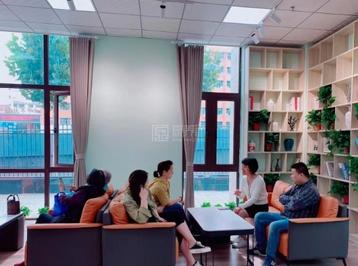 洛阳德家养老关于我们-轮播图1