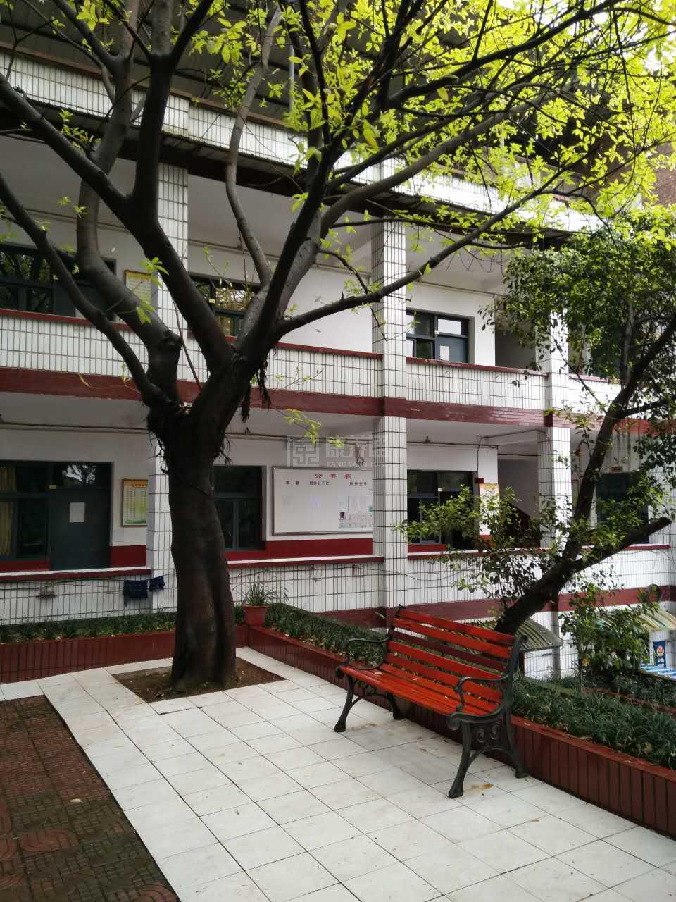 重庆市南岸区鸡冠石镇敬老院环境图-洗手间