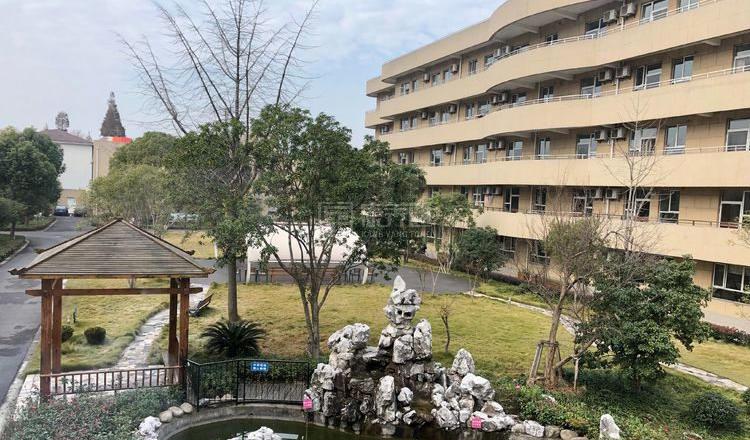 上海大场长乐养老院环境图-床位