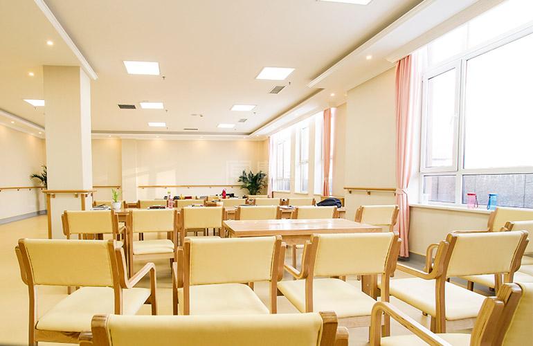 鞍山祥颐园老年公寓关于我们-轮播图1