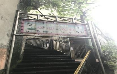 渝中区百岁养老院环境图-阳台