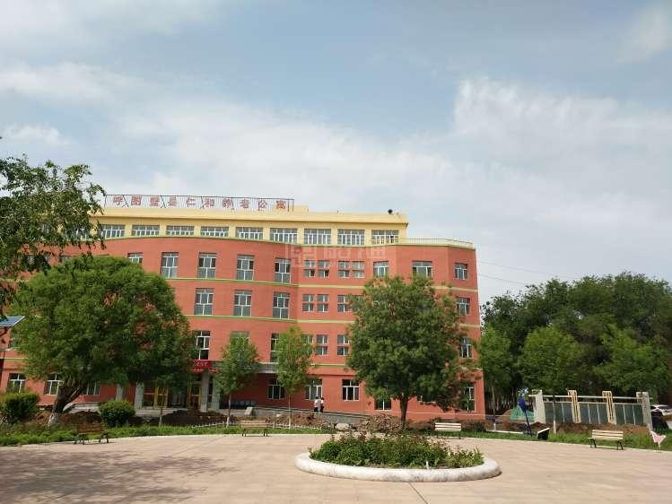 呼图壁县仁和养老公寓关于我们-轮播图2