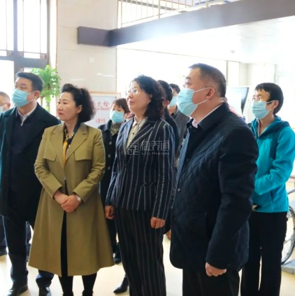 加区金色年华养老中心关于我们-轮播图2