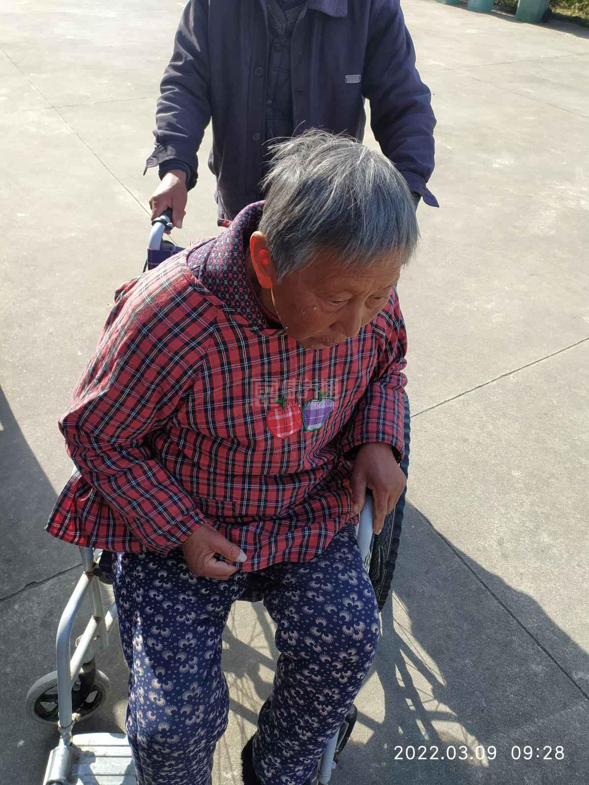 霍山县联合希望养老院环境图-洗手间