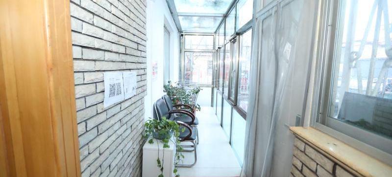 昌平区龙兴园社区养老服务驿站环境图-洗手间