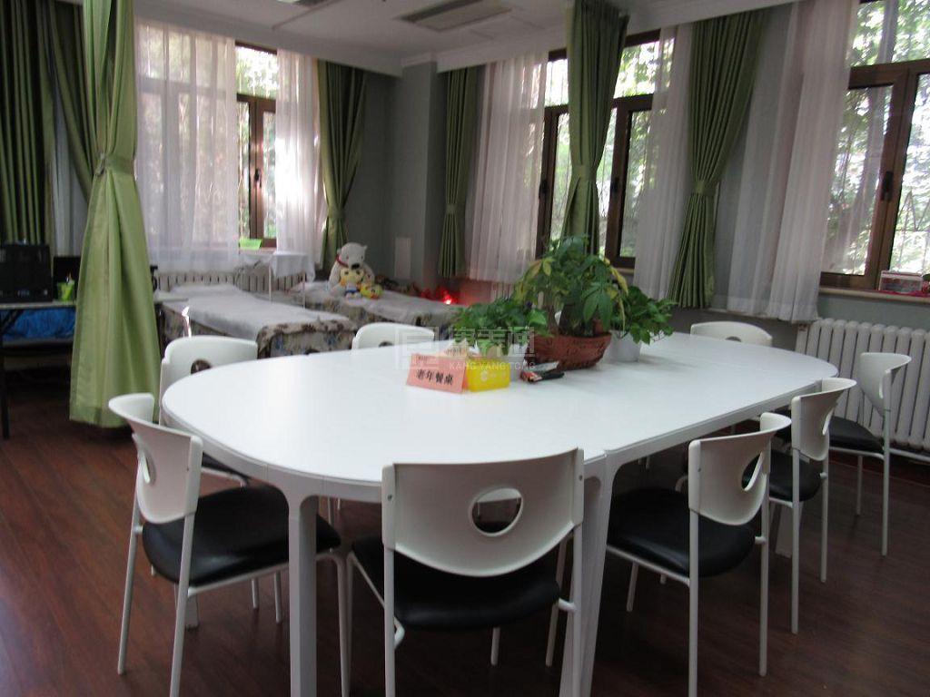 朝阳外馆社区养老服务驿站（外馆社区(交通运输部）养老服务驿站）环境图-休息区