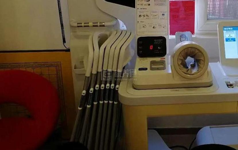 海淀西三环社区养老服务驿站环境图-餐台