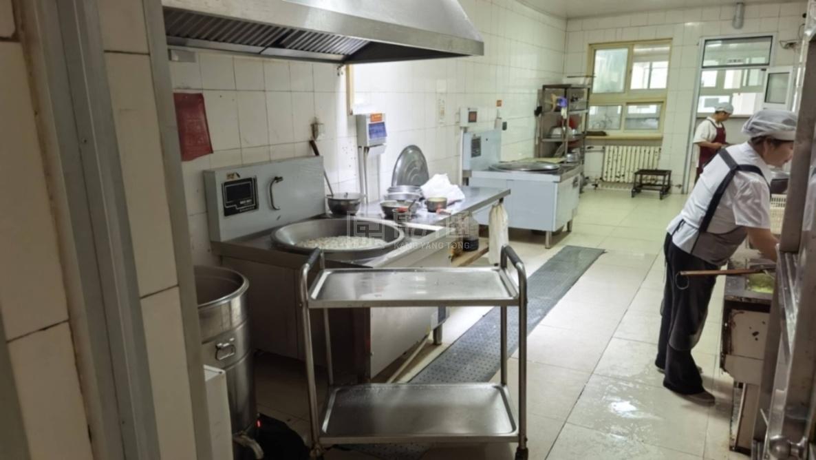 北京市昌平区新生活敬老院环境图-厨房设施