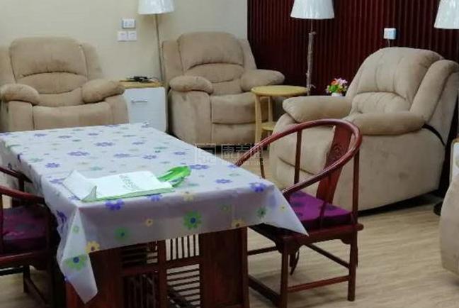 西城红线社区养老服务驿站环境图-走廊