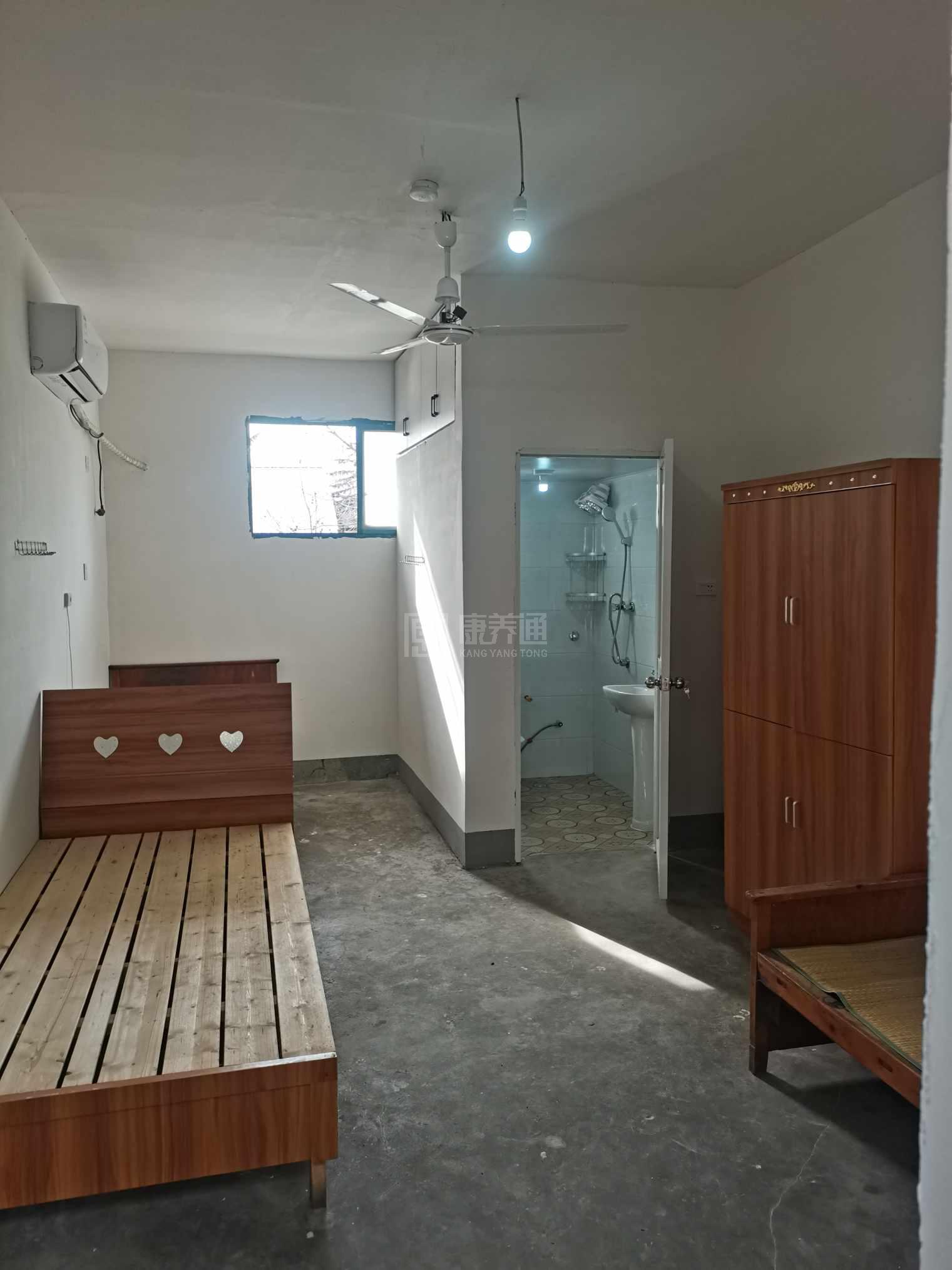 西部老年公寓环境图-走廊