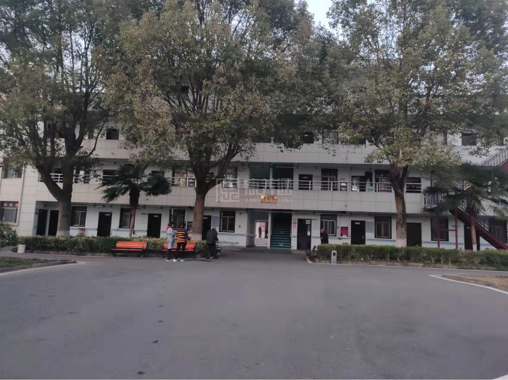 枞阳县浮山镇中心敬老院环境图-阳台