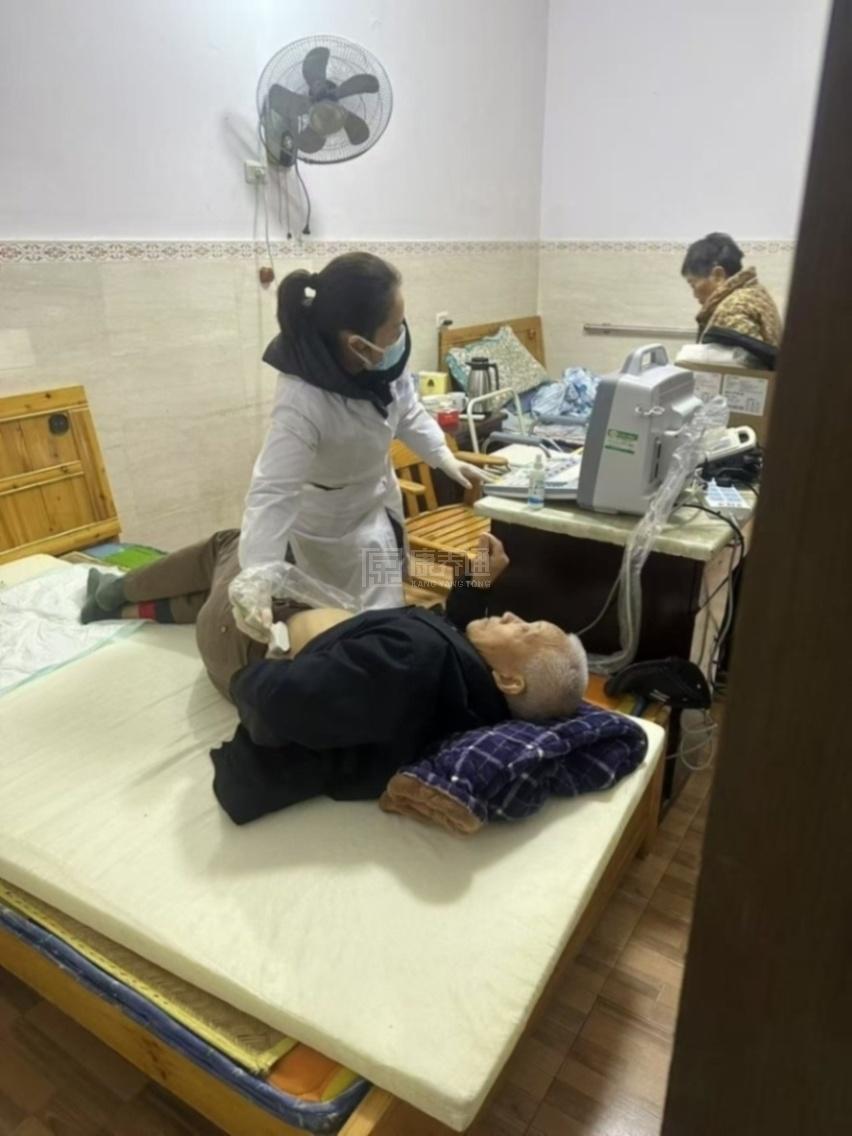 重庆市沙坪坝区金波吉康园老人院服务项目图5专业护理