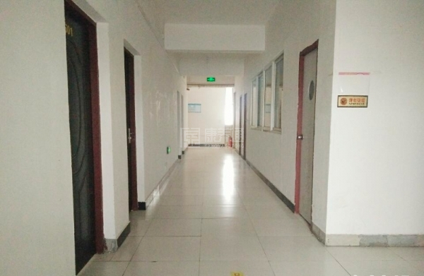 商丘市夕阳红回族老年公寓环境图-走廊