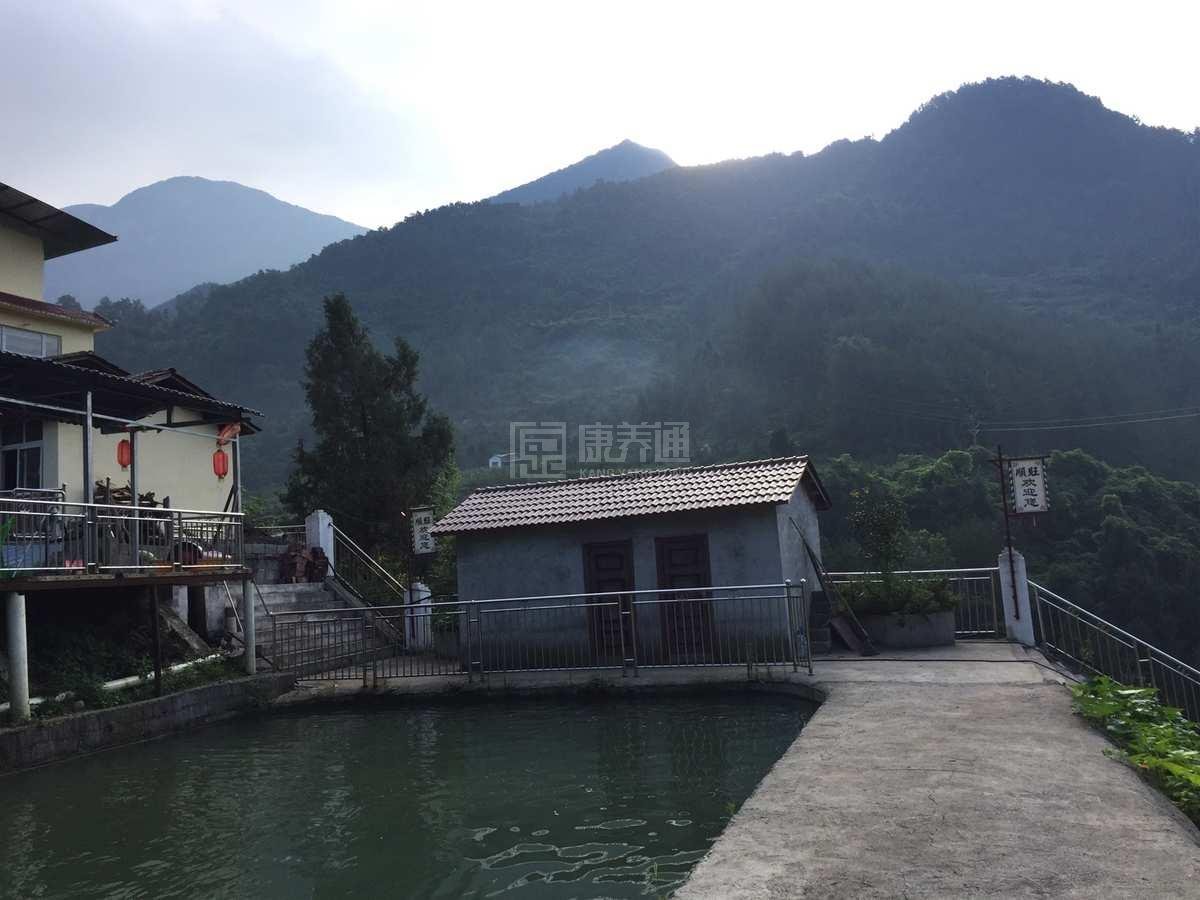 万源市花萼养老居轮播图2