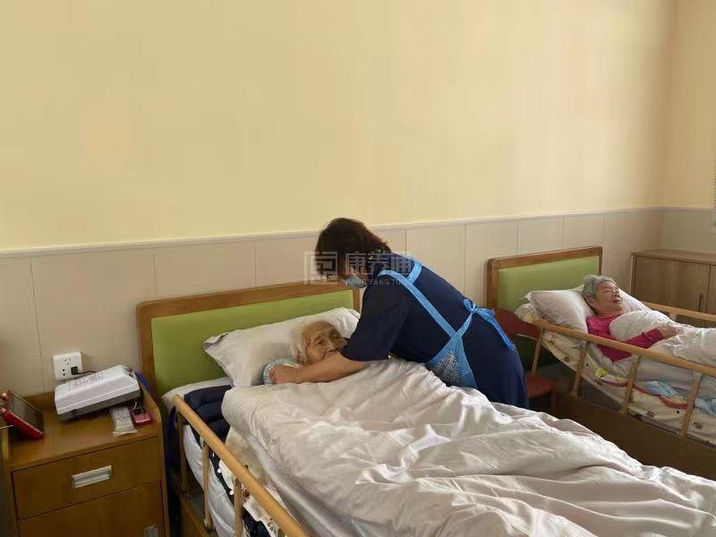 涡阳县天颐郑寨养老服务中心环境图-洗手间