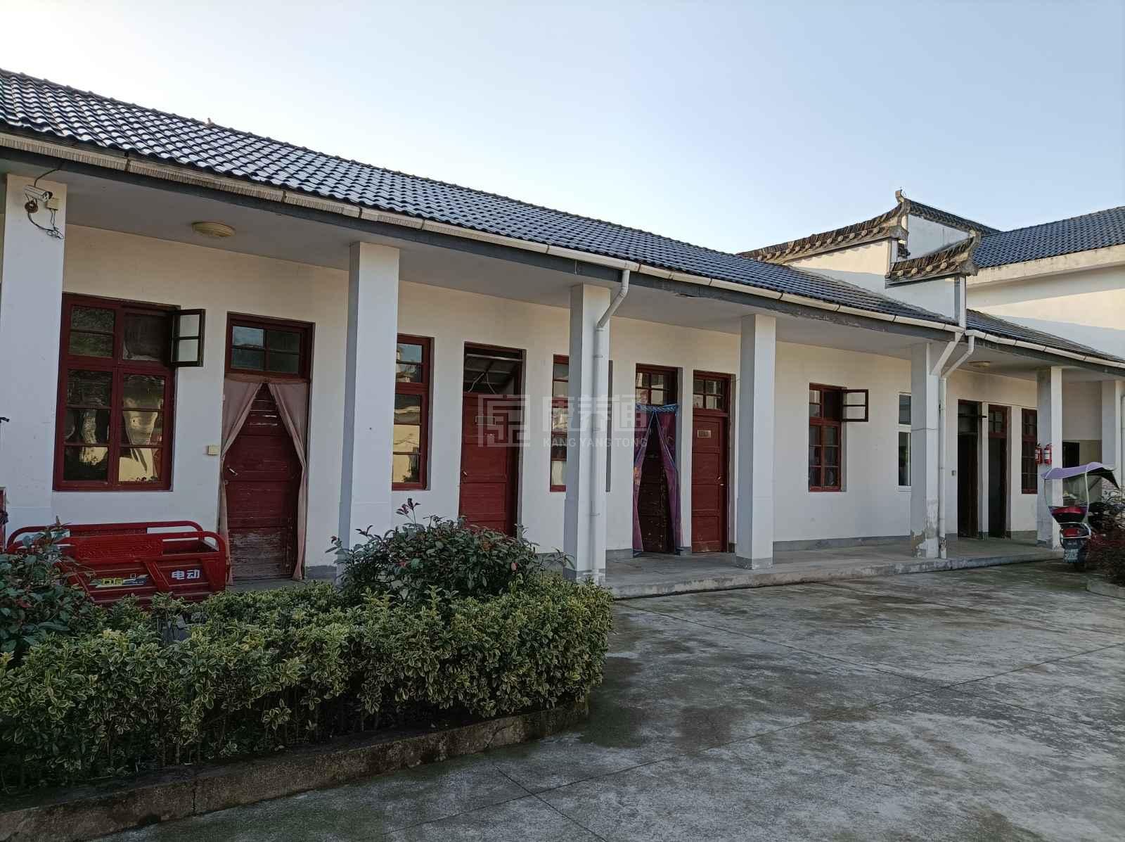 祁门县凫峰镇养老服务中心环境图-餐台