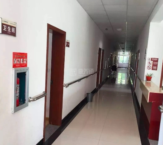 云和县颐乐家园老年养护中心关于我们-轮播图2