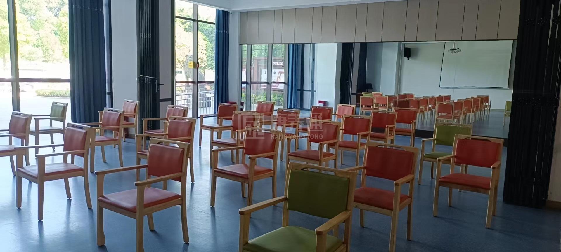 岳阳市和园养老院服务项目图1健康安全、营养均衡、味美可口