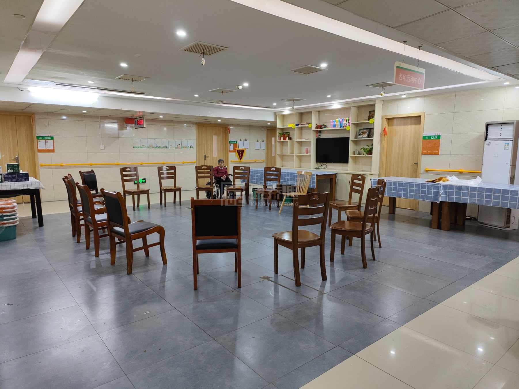 长沙市雨花区润济老年养护院服务项目图1健康安全、营养均衡、味美可口