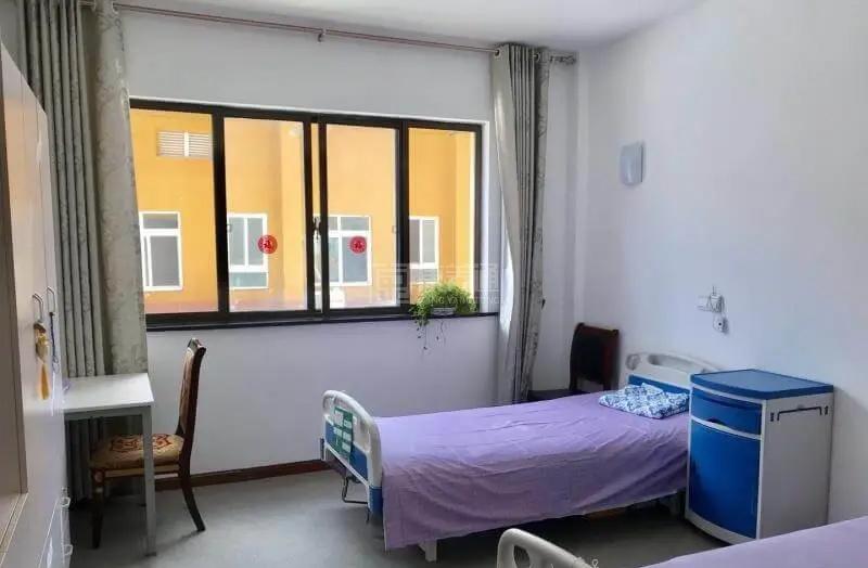 上海新农普度养老院轮播图2