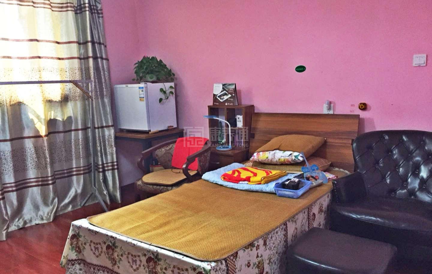 上海白金养老院关于我们-轮播图1