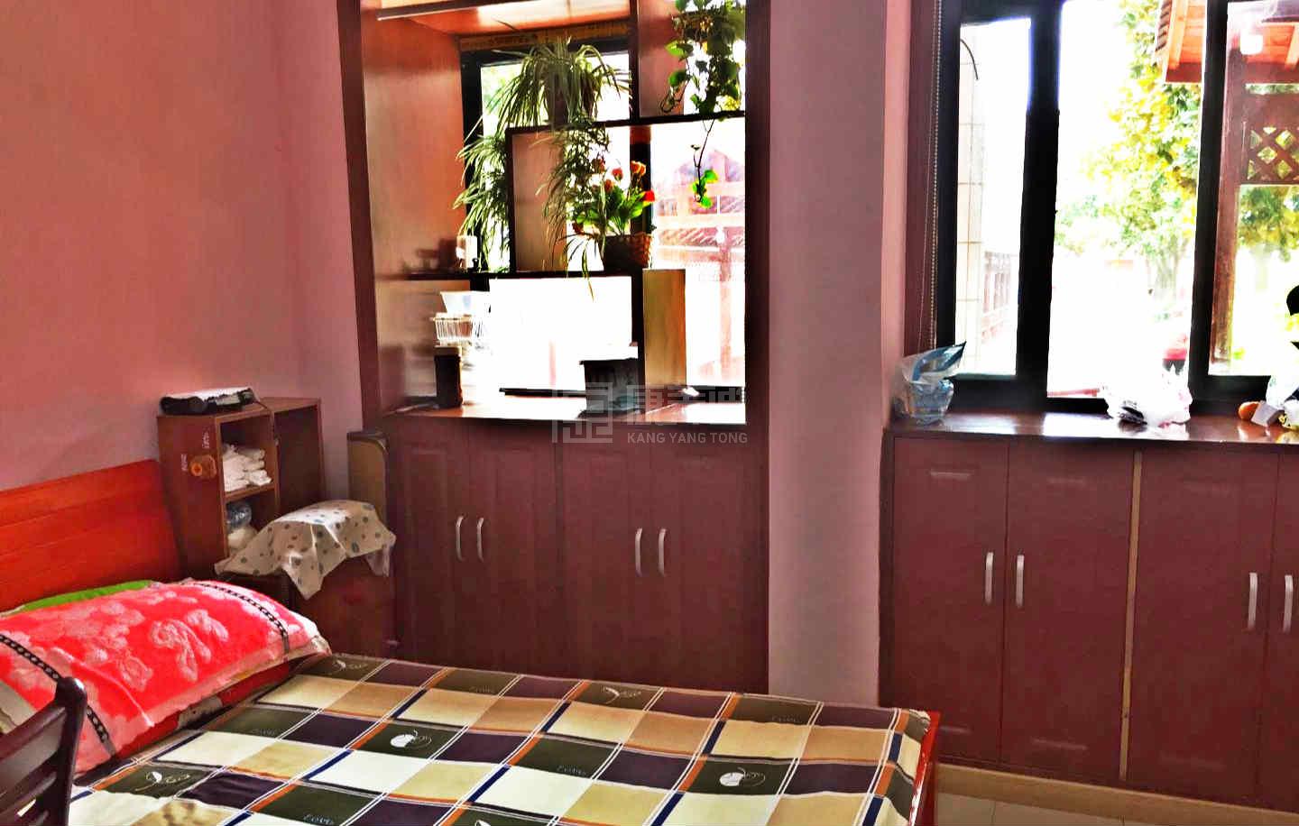 上海白金养老院环境图-床位