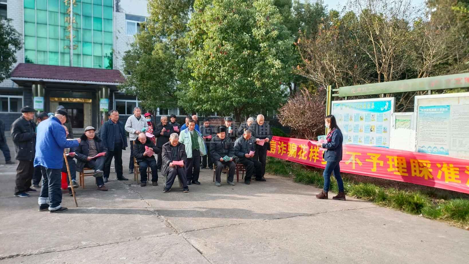 肥西县花岗镇五保供养服务中心环境图-床位