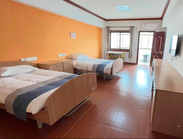 玖玖江南·大慈安养院关于我们-轮播图1