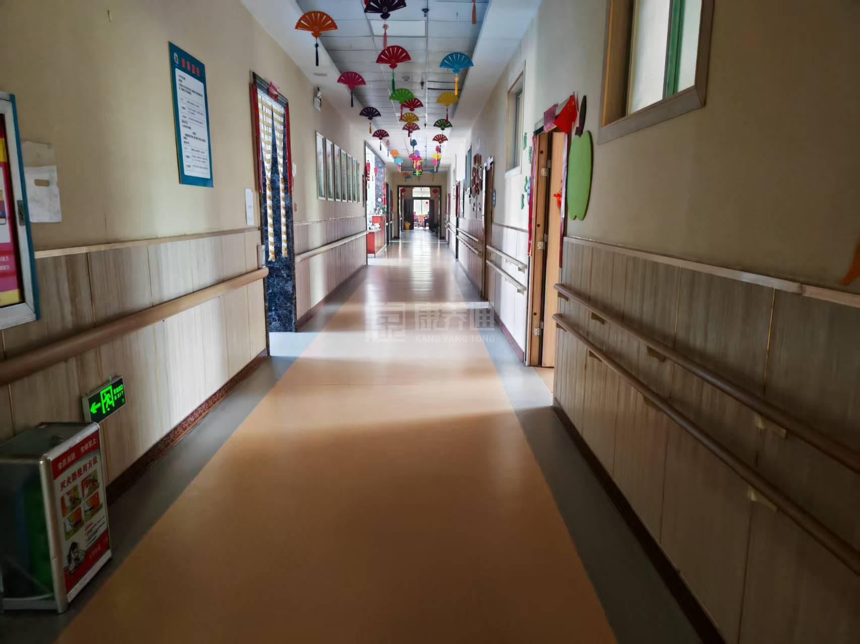 济宁市兖州区九一慧济老年公寓环境图-走廊