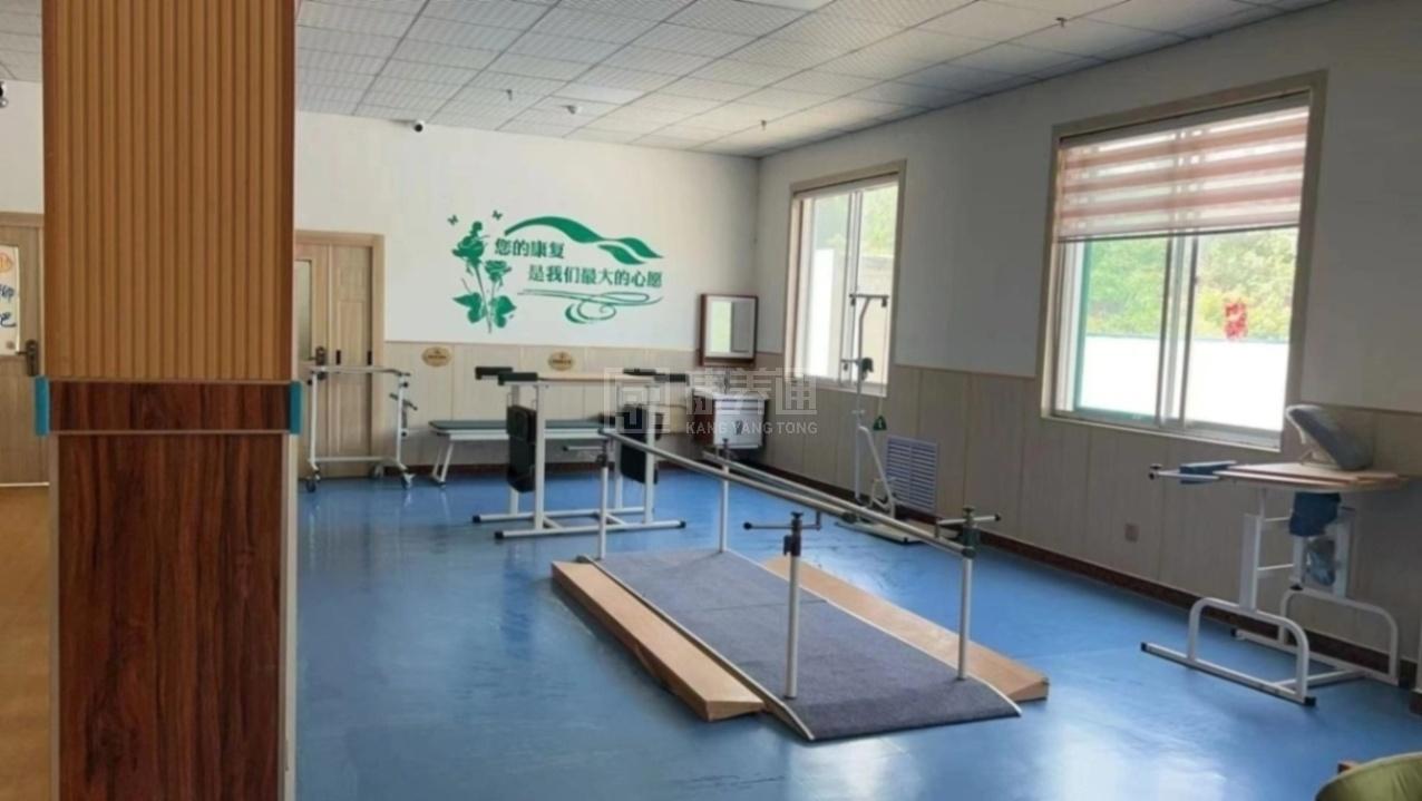 济宁市兖州区九一慧济老年公寓环境图-康复室