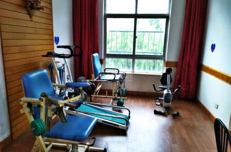 上海浦东新区高桥吉祥敬老院环境图-走廊