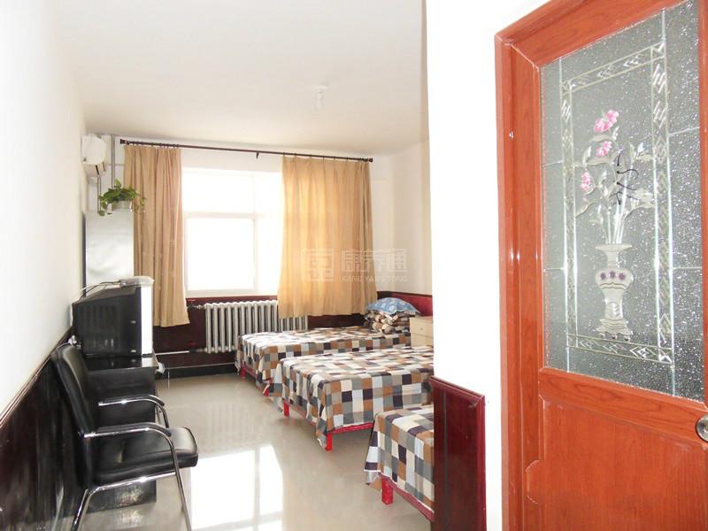 三门峡市湖滨祥和老年公寓环境图-餐台